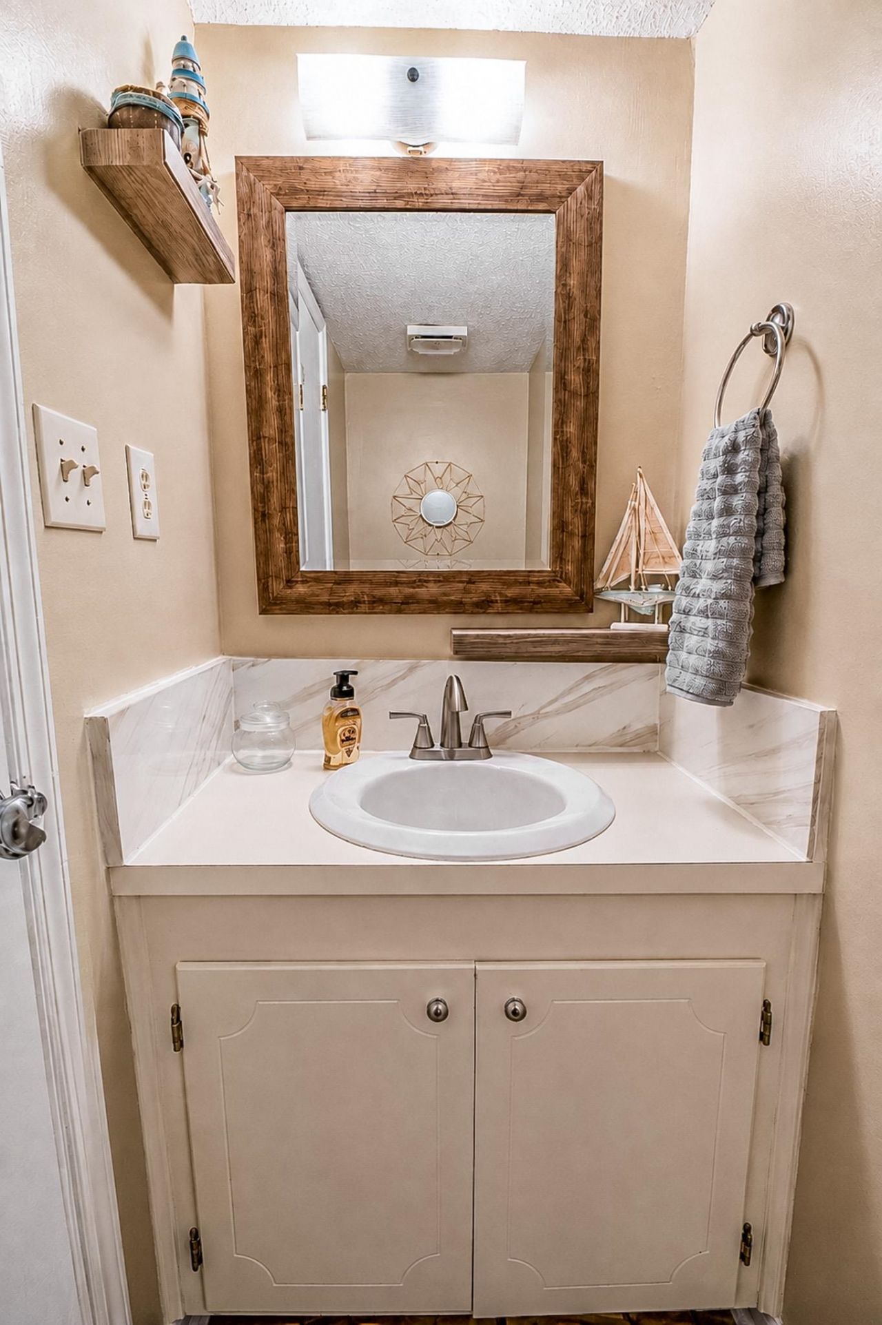 1710 Fawn Vista Dr. N Photo 12