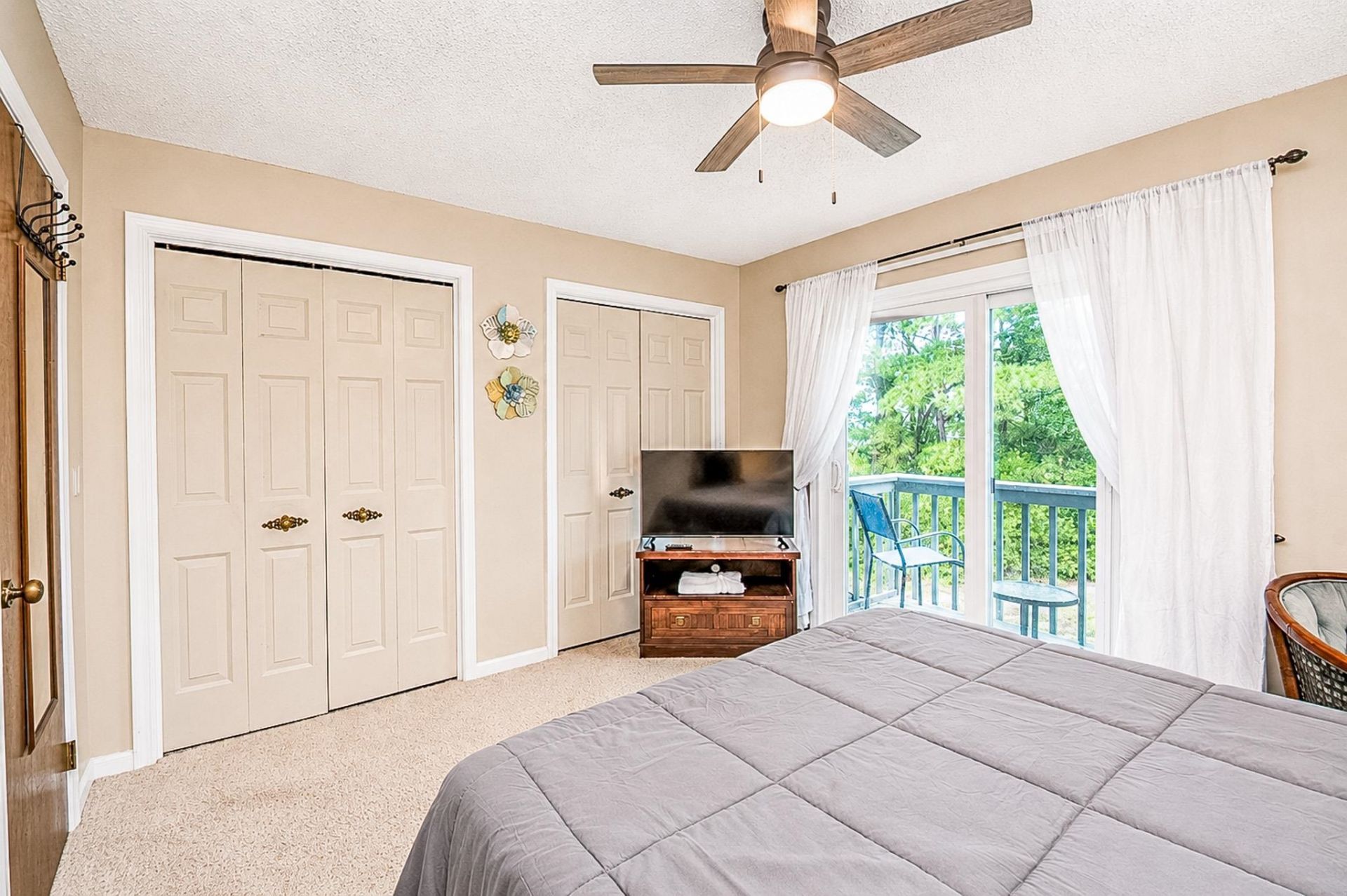 1710 Fawn Vista Dr. N Photo 19