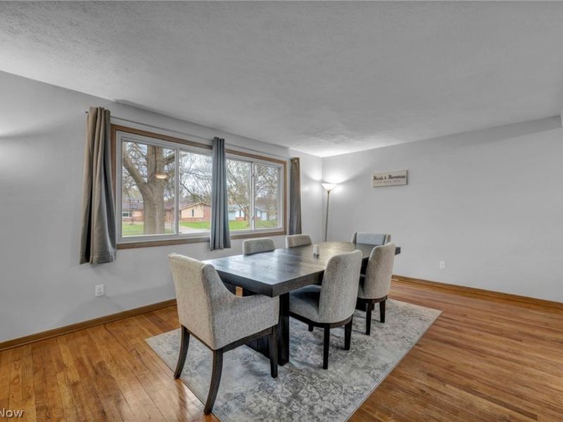 13700 Indian Creek Drive, Middleburg Heights, OH 44130 Photo 10