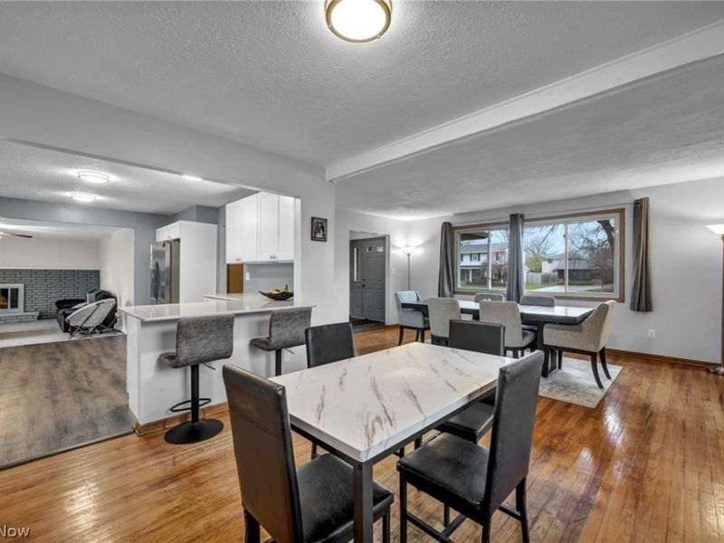 13700 Indian Creek Drive, Middleburg Heights, OH 44130 Photo 12