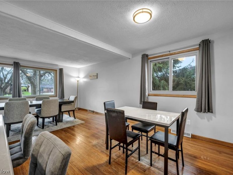 13700 Indian Creek Drive, Middleburg Heights, OH 44130 Photo 13