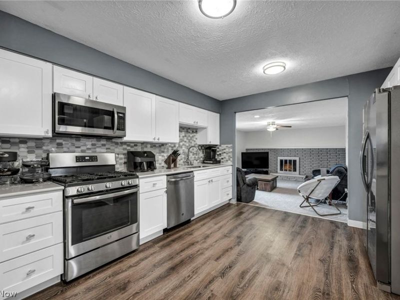 13700 Indian Creek Drive, Middleburg Heights, OH 44130 Photo 15