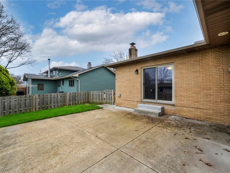 13700 Indian Creek Drive, Middleburg Heights, OH 44130 Photo 41