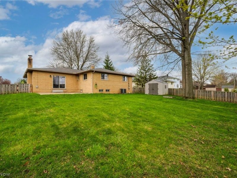 13700 Indian Creek Drive, Middleburg Heights, OH 44130 Photo 43