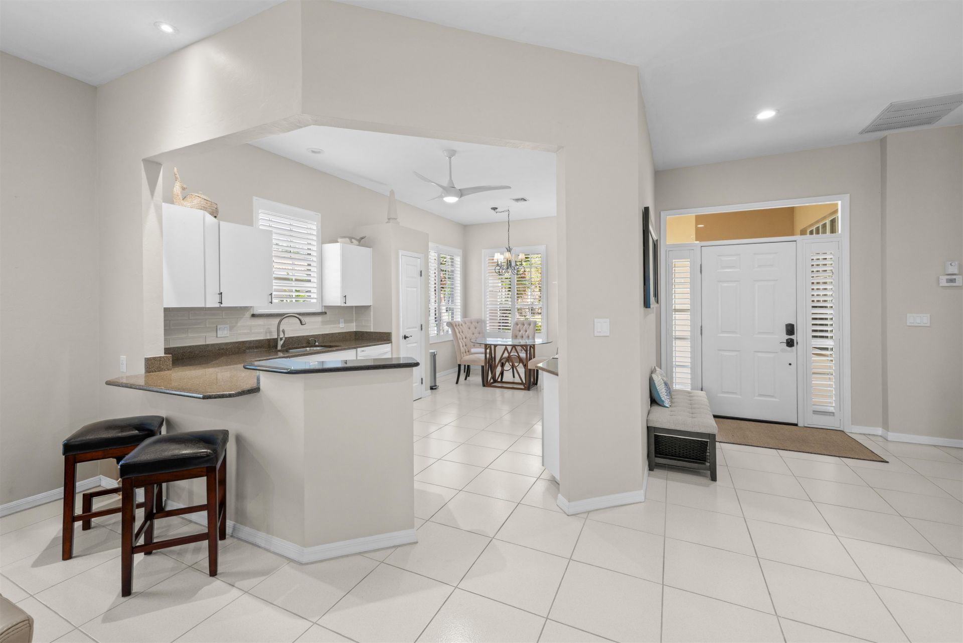 5472 Peppertree Dr, Unit 2A, Fort Myers, FL 33908 Photo
