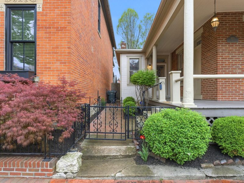 873 S 5th Street, Columbus, OH 43206 Photo 3