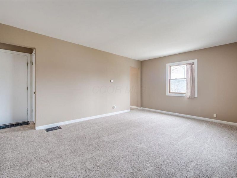 2805 Beulah Road , Columbus, OH 43211 Photo 4