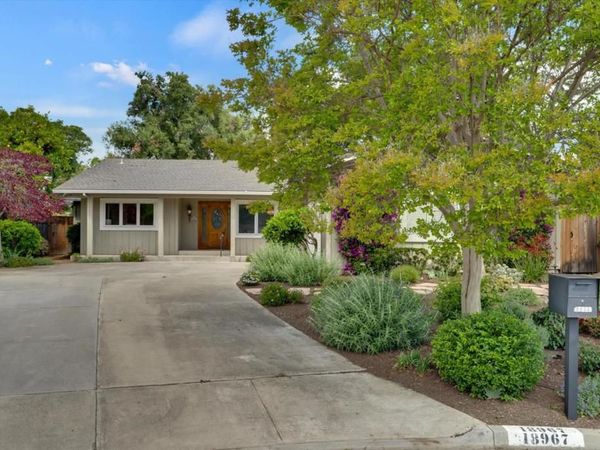 18967 Palo Oaks Court, Saratoga, CA 95070