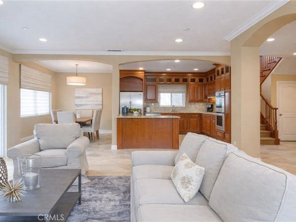 1805 Speyer Lane, Unit B, Redondo Beach, CA 90278