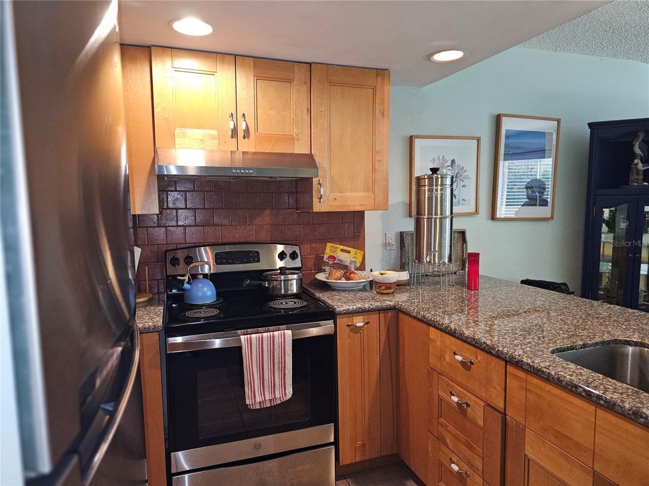 2525 W Bay Drive, Unit A13, Belleair Bluffs, FL 33770 Photo
