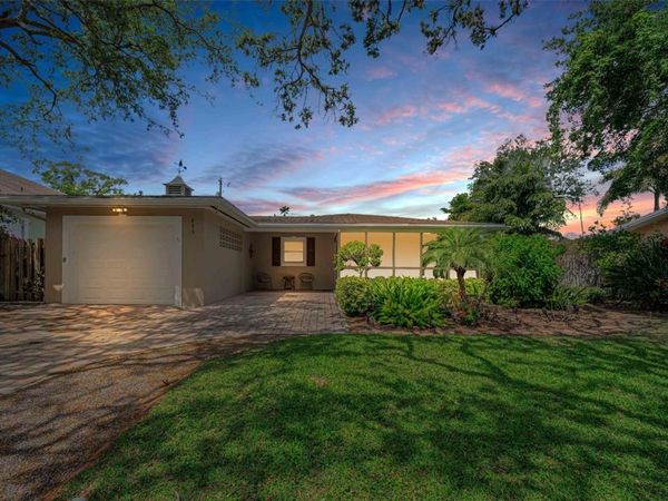 253 PARK CIRCLE S, DUNEDIN, FL 34698