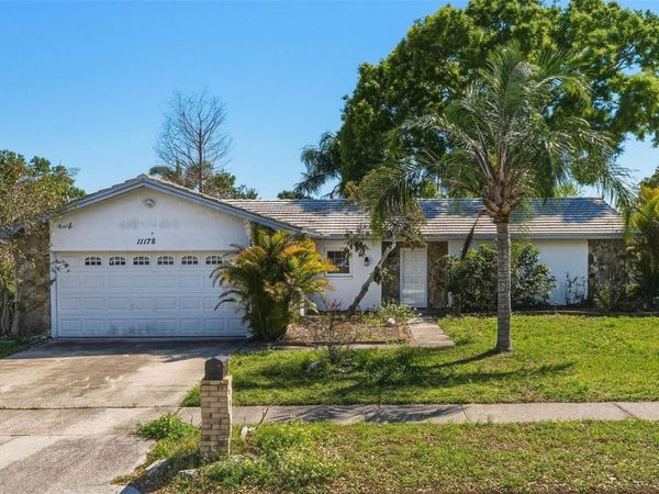 11178 112TH AVENUE , LARGO, FL 33778