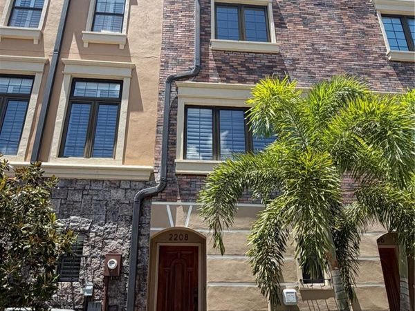 2208 SOHO BAY COURT, TAMPA, FL 33606