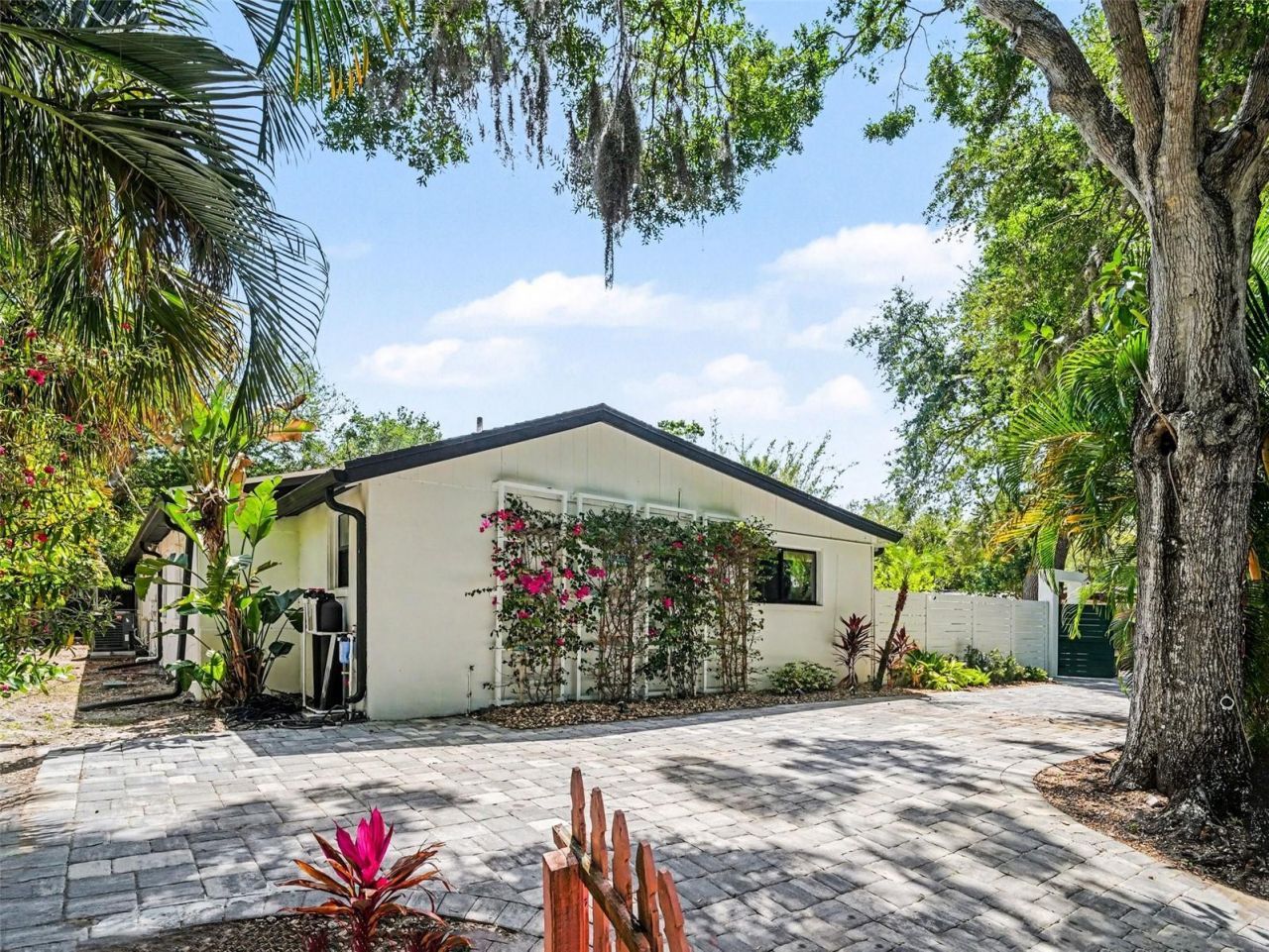 4050 Turks Cap Place, Sarasota, FL 34234 Photo