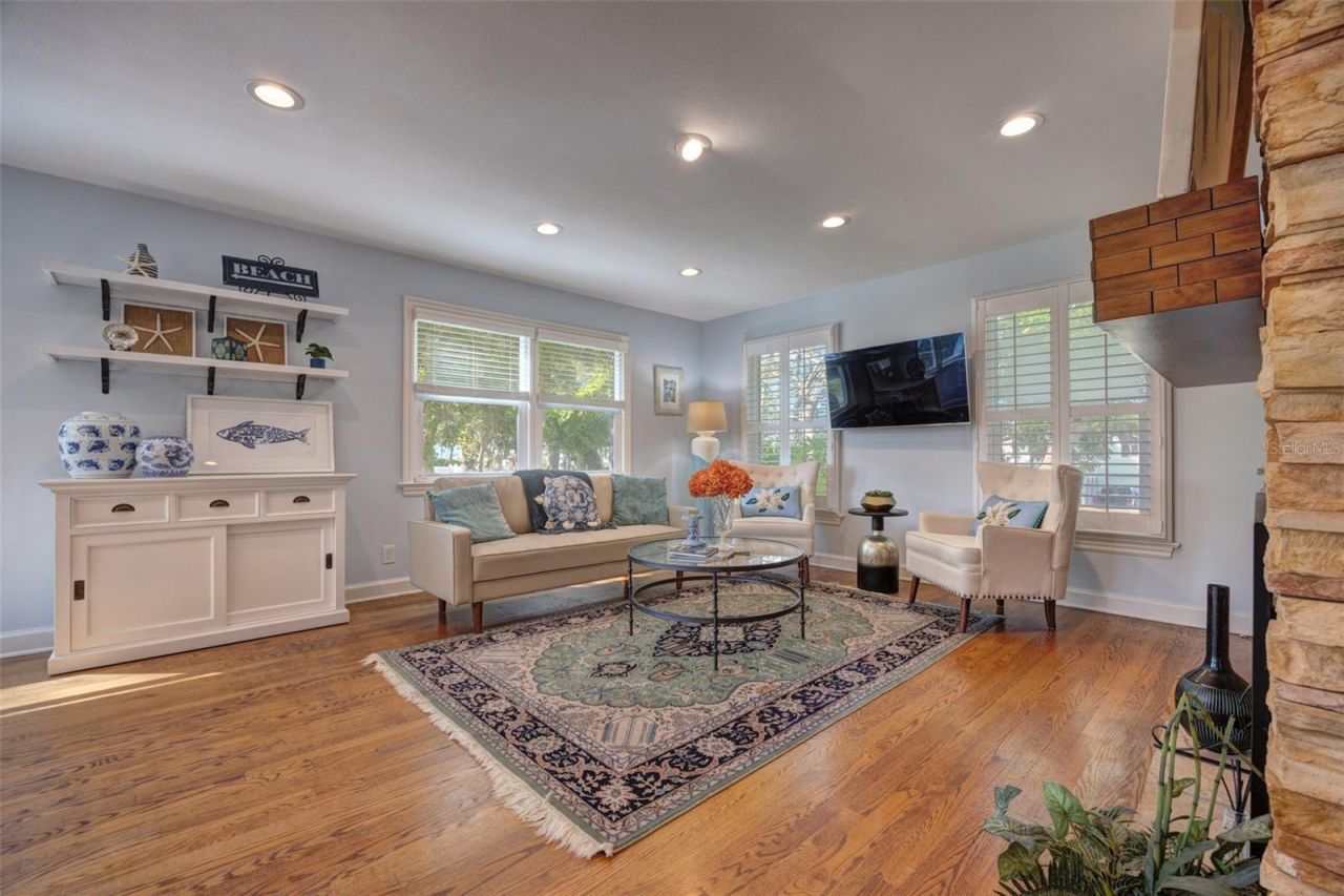 105 Riverside Drive, Ormond Beach, FL 32176 Photo