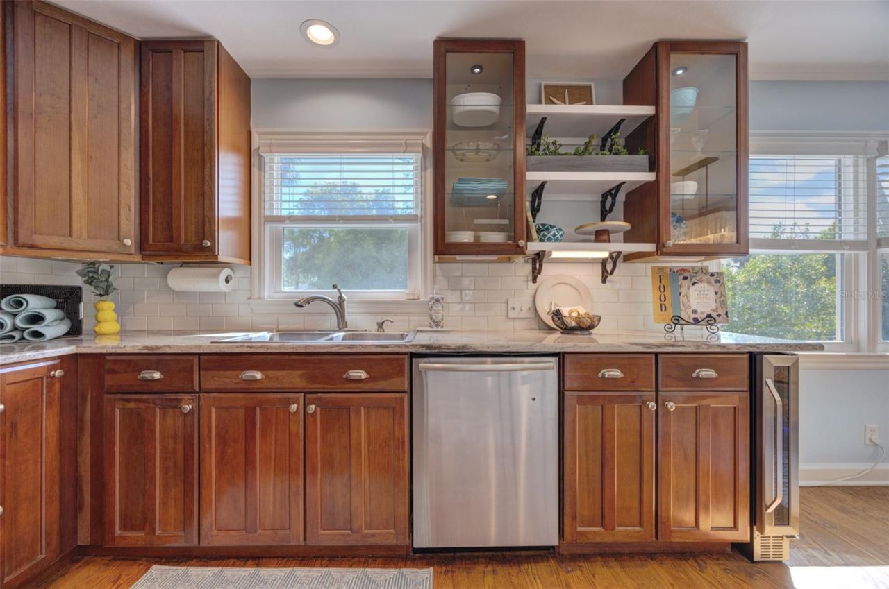 105 Riverside Drive, Ormond Beach, FL 32176 Photo