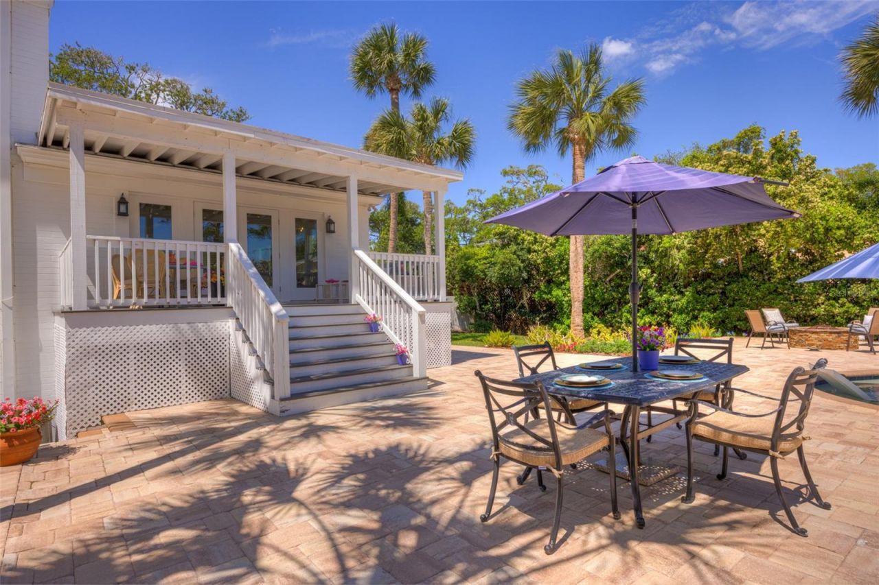 105 Riverside Drive, Ormond Beach, FL 32176 Photo