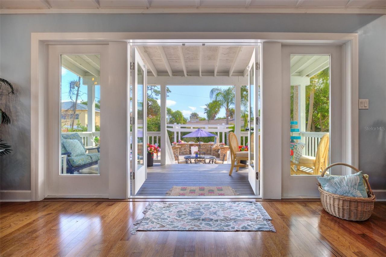 105 Riverside Drive, Ormond Beach, FL 32176 Photo