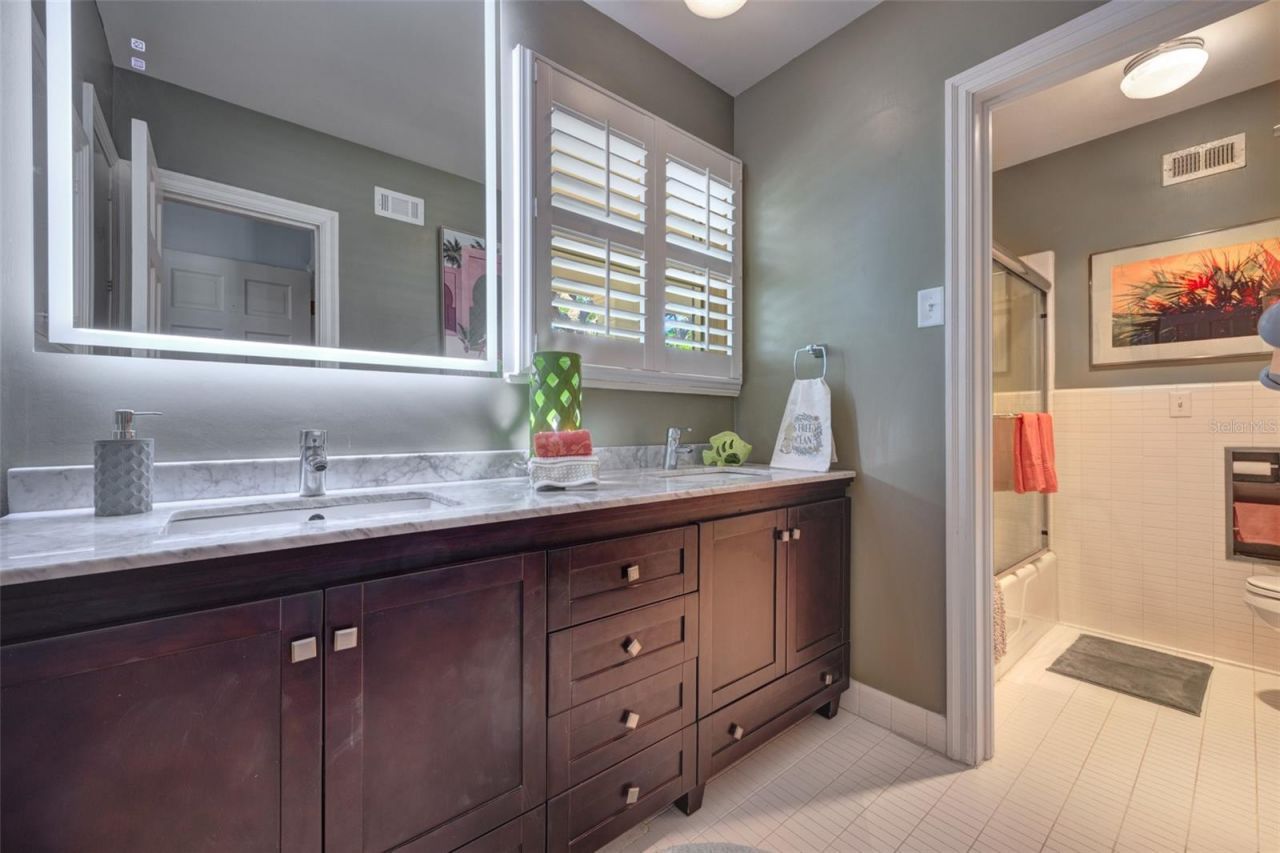 105 Riverside Drive, Ormond Beach, FL 32176 Photo