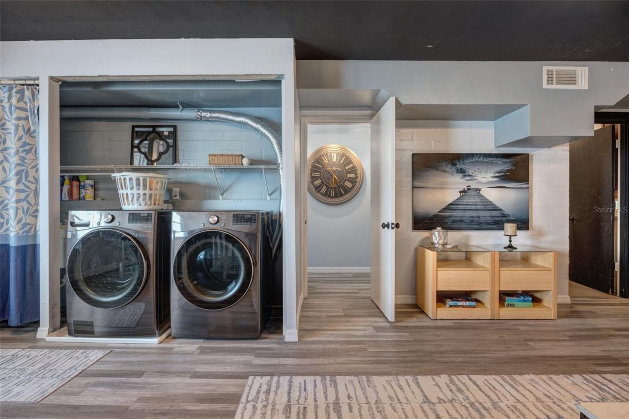 105 Riverside Drive, Ormond Beach, FL 32176 Photo