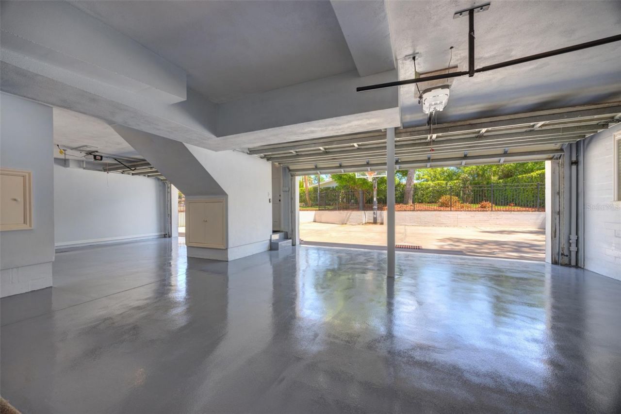 105 Riverside Drive, Ormond Beach, FL 32176 Photo