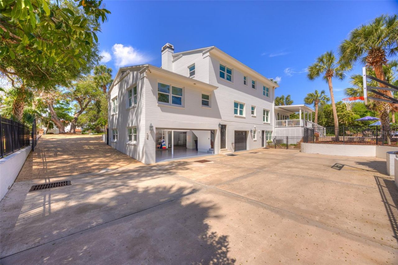 105 Riverside Drive, Ormond Beach, FL 32176 Photo