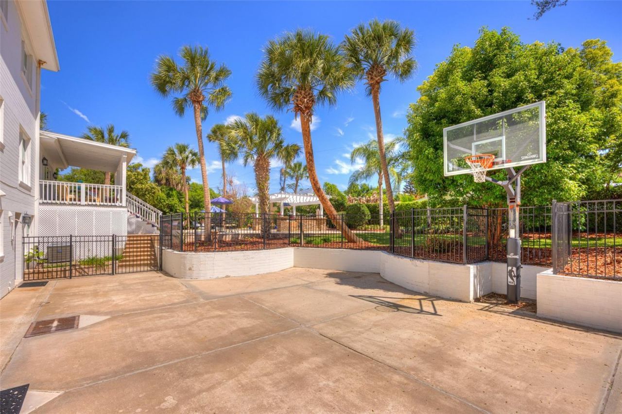 105 Riverside Drive, Ormond Beach, FL 32176 Photo