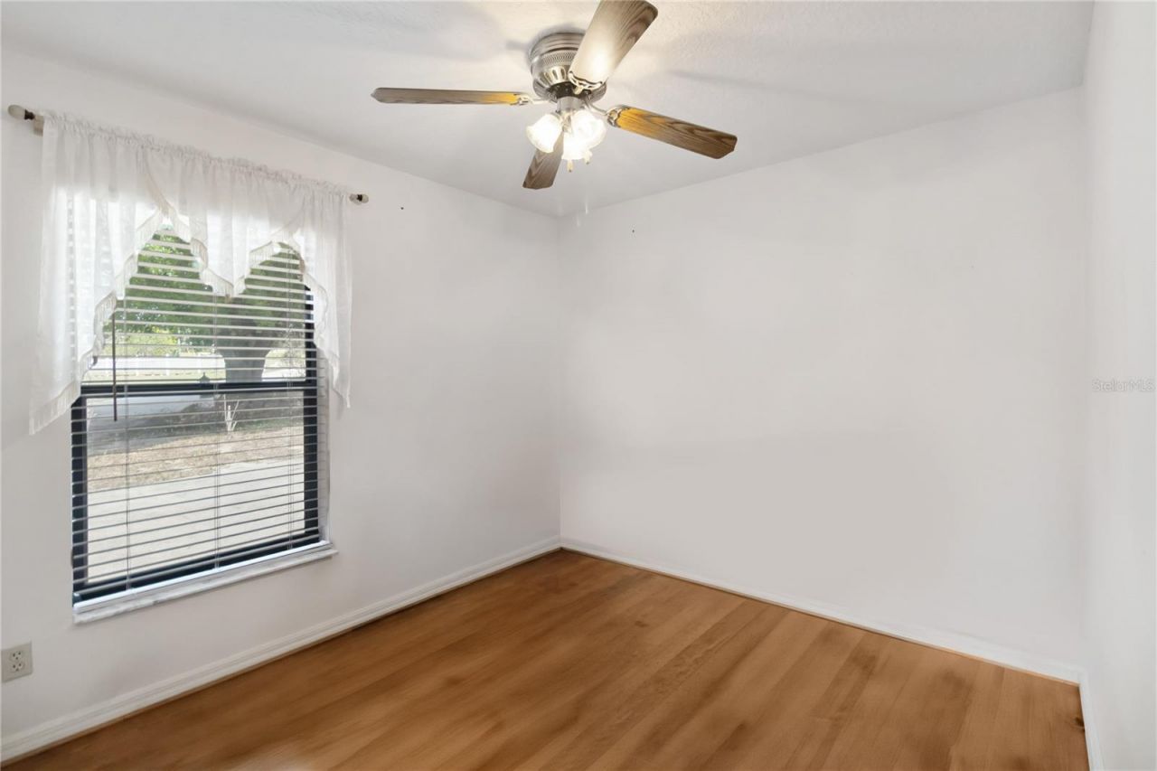 9835 Lakeshore Drive, Clermont, FL 34711 Photo