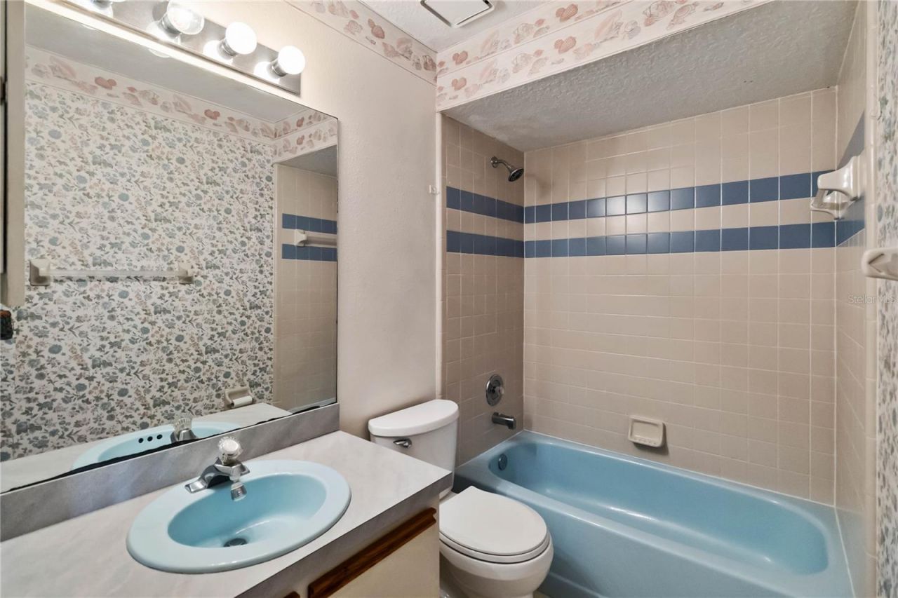 9835 Lakeshore Drive, Clermont, FL 34711 Photo