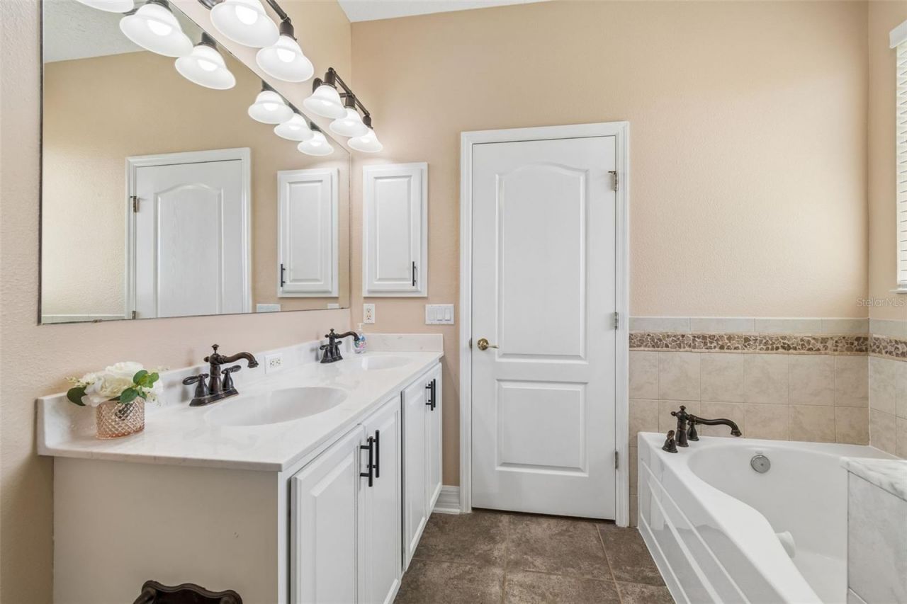 5405 Hammock View Lane, Apollo Beach, FL 33572 Photo