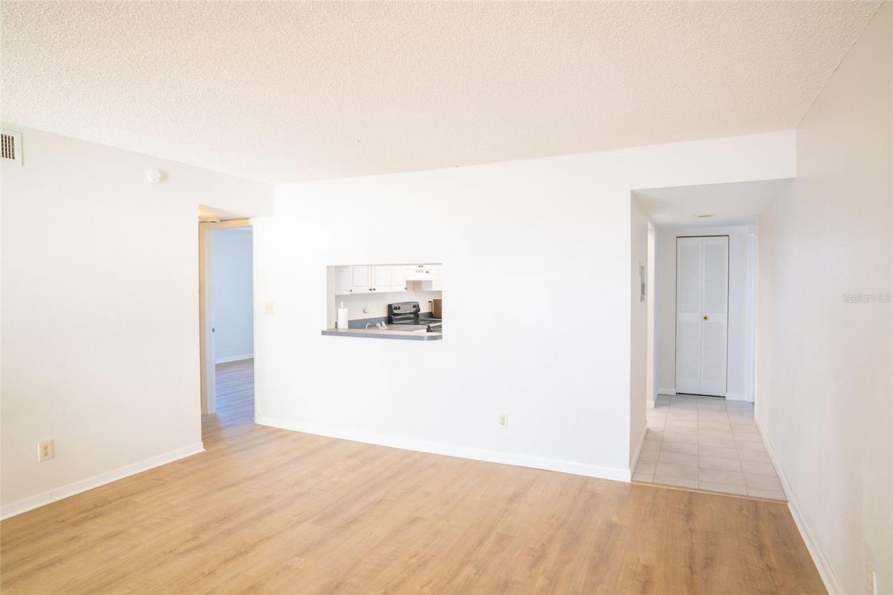 403 Gulf Way, Unit 304, Saint Pete Beach, FL 33706 Photo