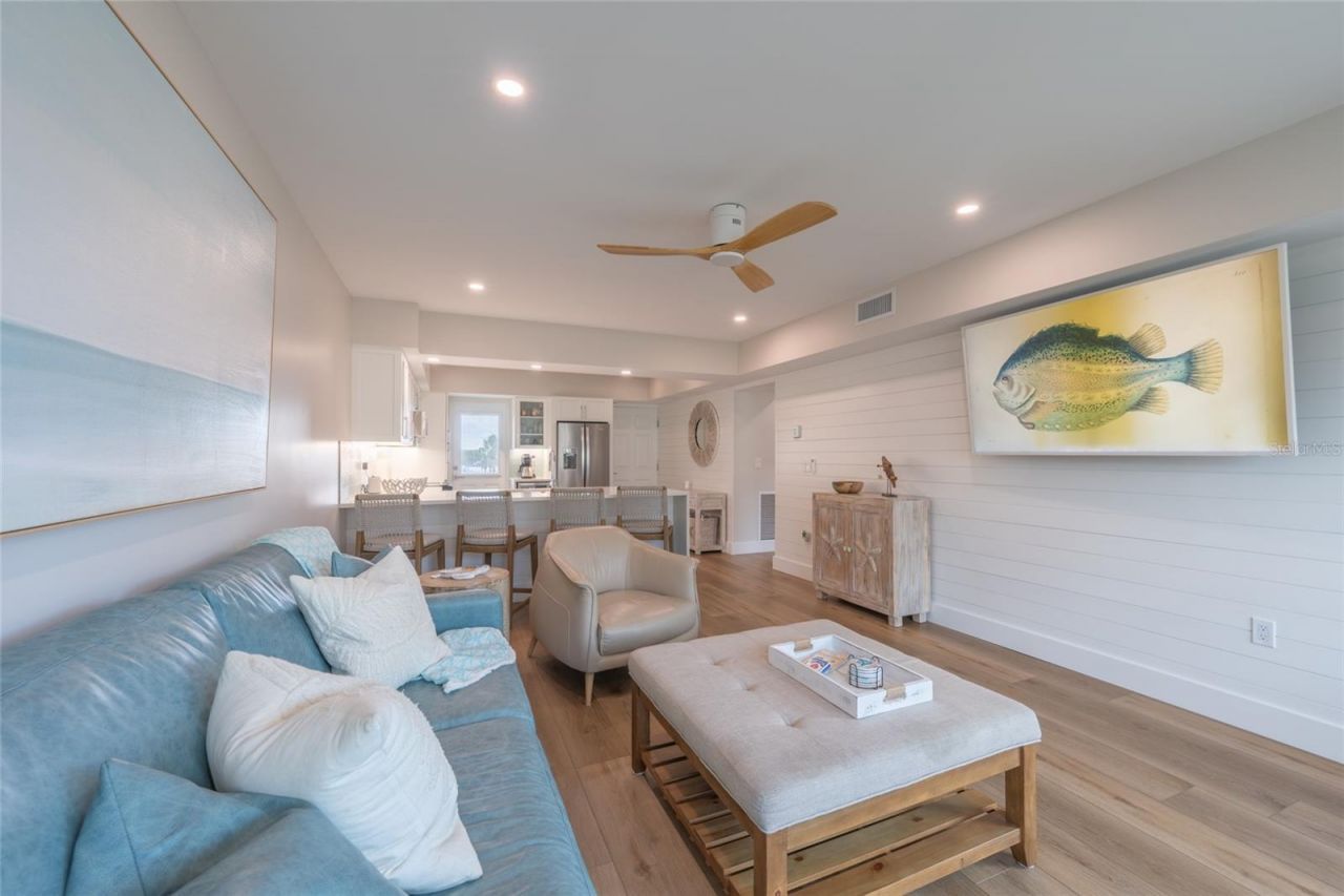 3804 Gulf Of Mexico Drive, Unit B305, Longboat Key, FL 34228 Photo