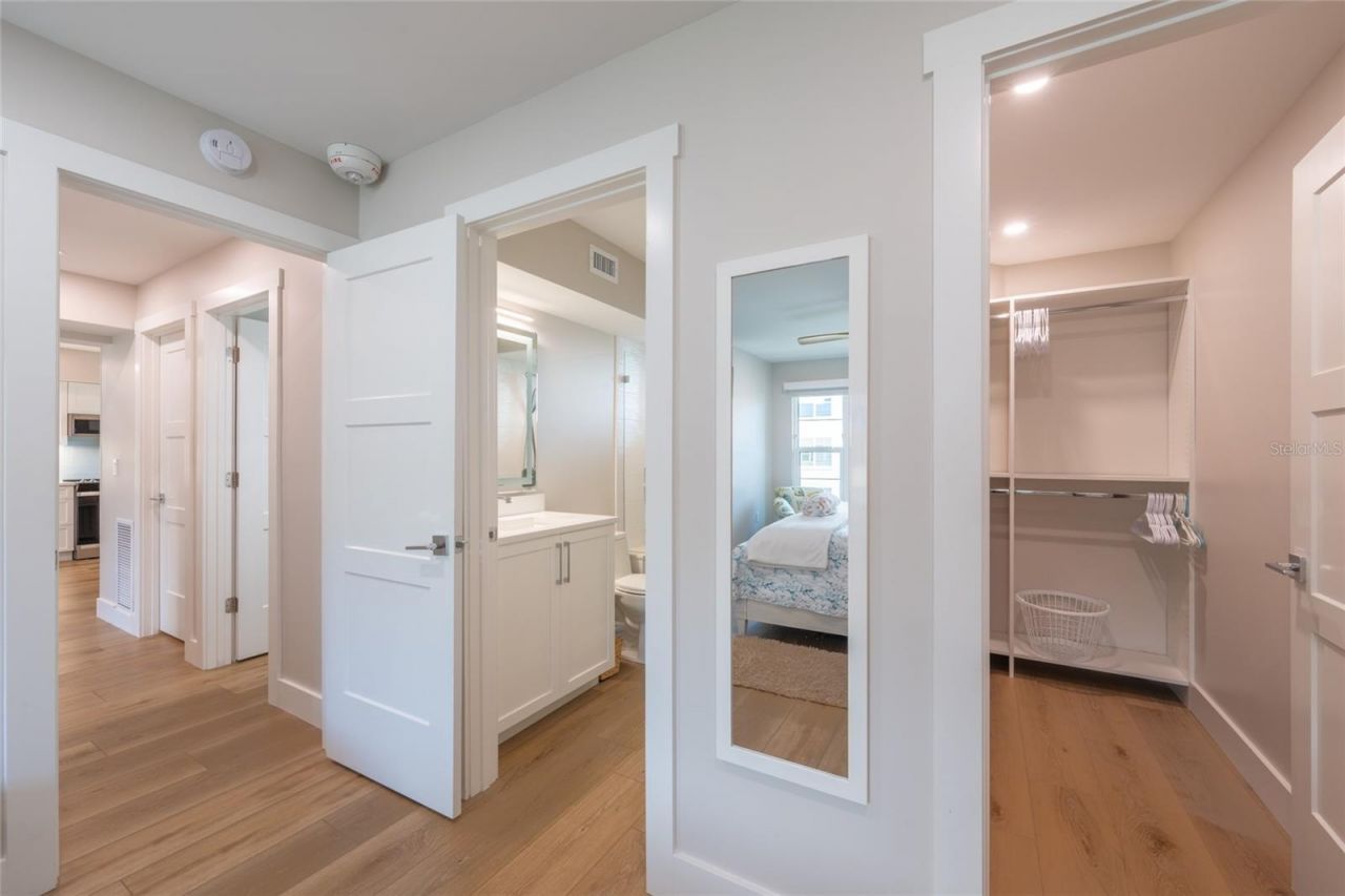 3804 Gulf Of Mexico Drive, Unit B305, Longboat Key, FL 34228 Photo