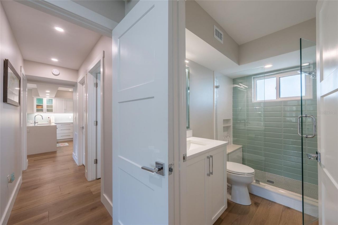 3804 Gulf Of Mexico Drive, Unit B305, Longboat Key, FL 34228 Photo