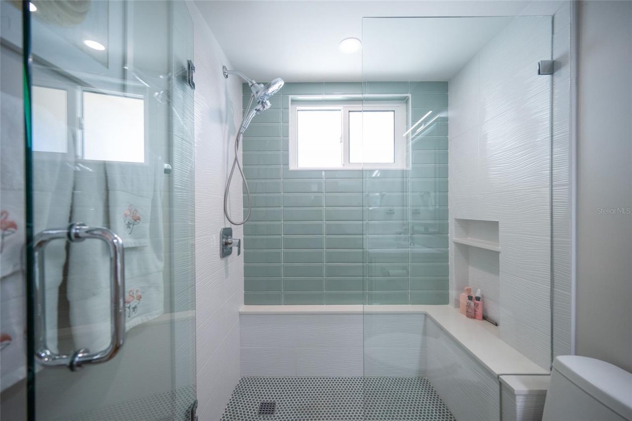 3804 Gulf Of Mexico Drive, Unit B305, Longboat Key, FL 34228 Photo