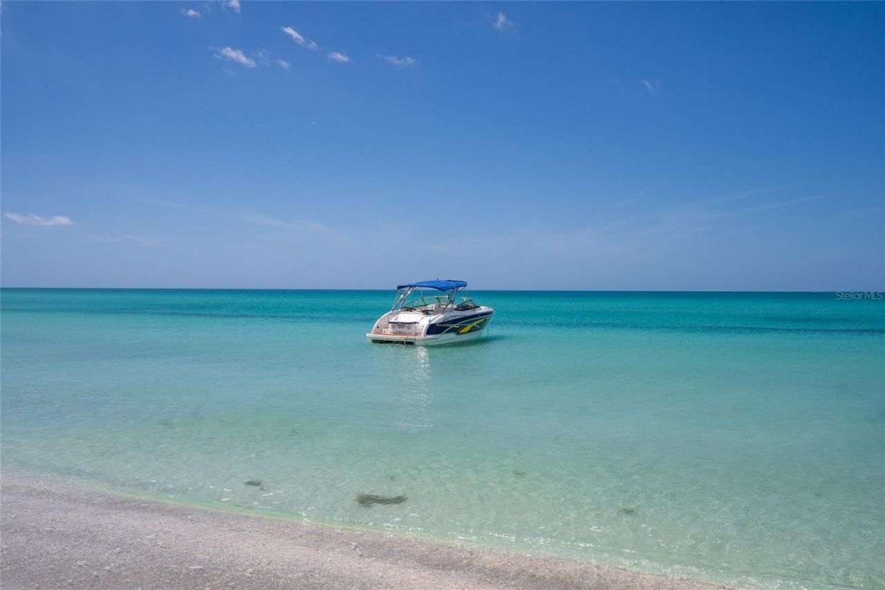 3804 Gulf Of Mexico Drive, Unit B305, Longboat Key, FL 34228 Photo