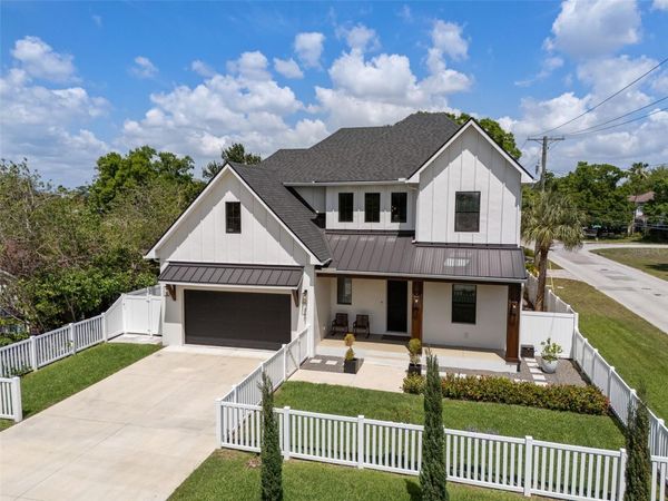 3601 W ROGERS AVENUE, TAMPA, FL 33611