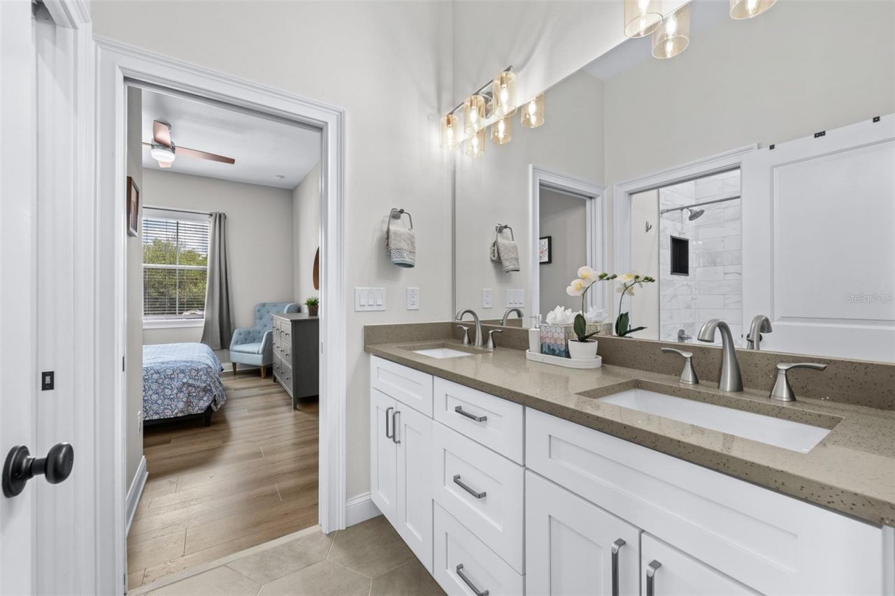 3601 W Rogers Avenue, Tampa, FL 33611 Photo