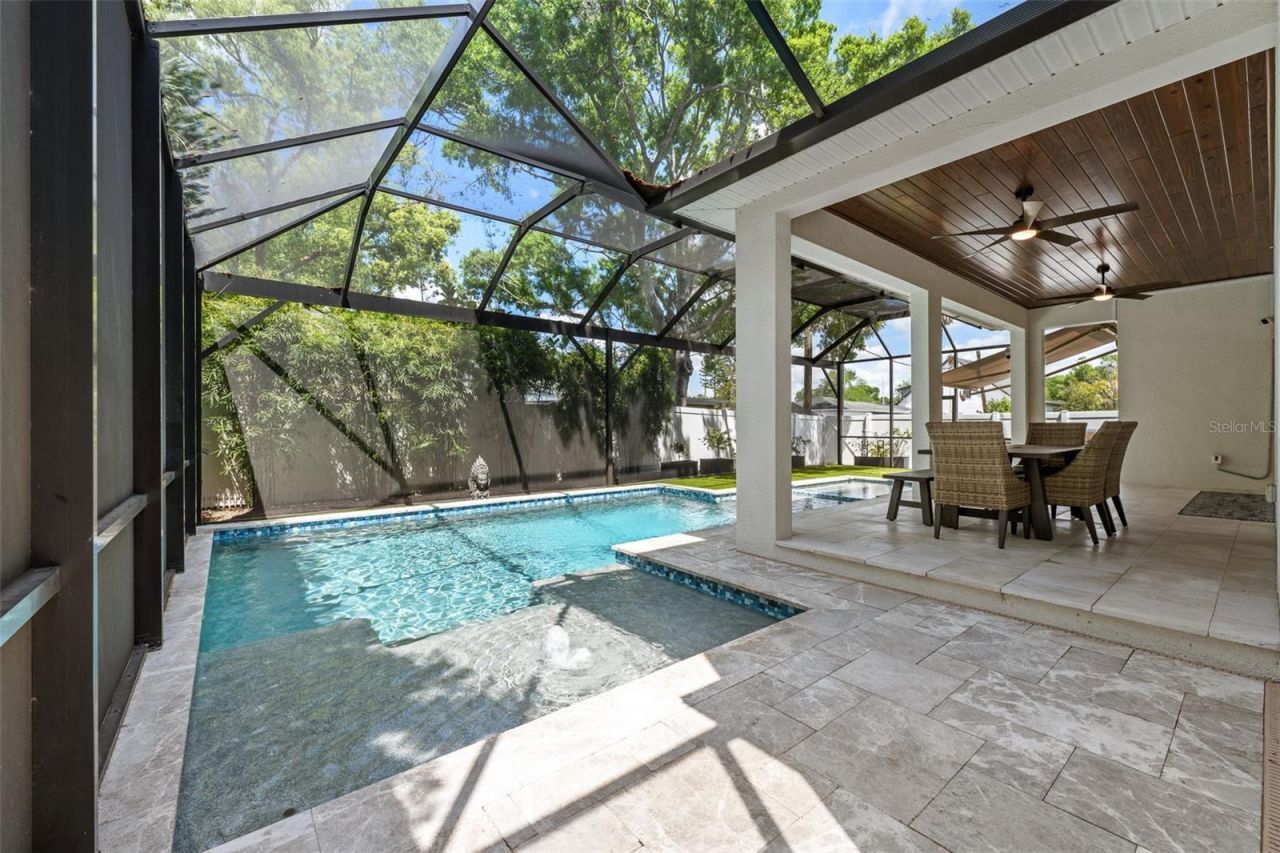 3601 W Rogers Avenue, Tampa, FL 33611 Photo