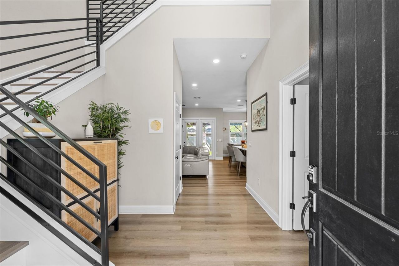 3601 W Rogers Avenue, Tampa, FL 33611 Photo