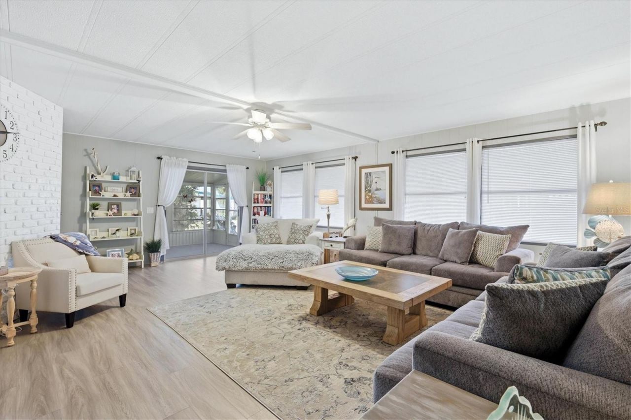 6710 36th Avenue E, Unit 121, Palmetto, FL 34221 Photo