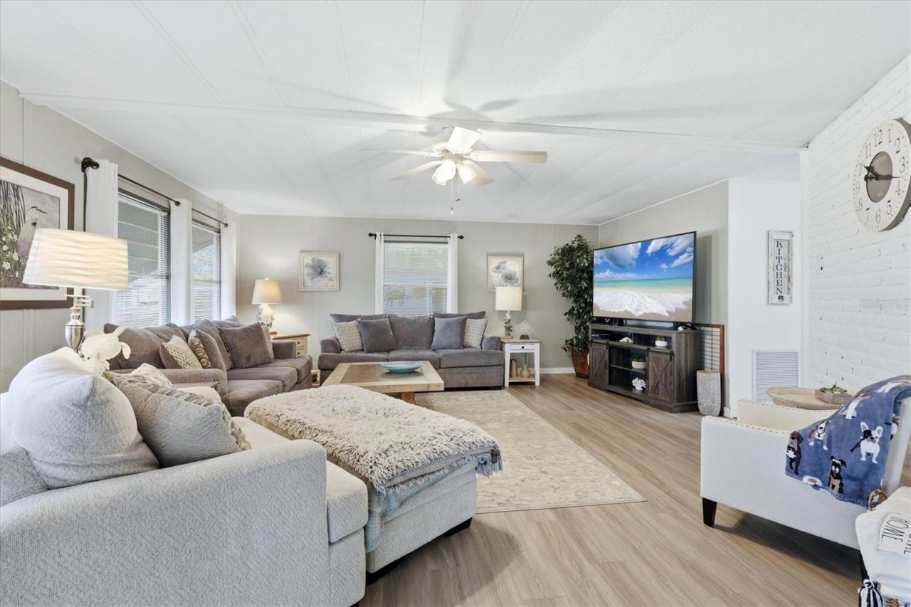 6710 36th Avenue E, Unit 121, Palmetto, FL 34221 Photo