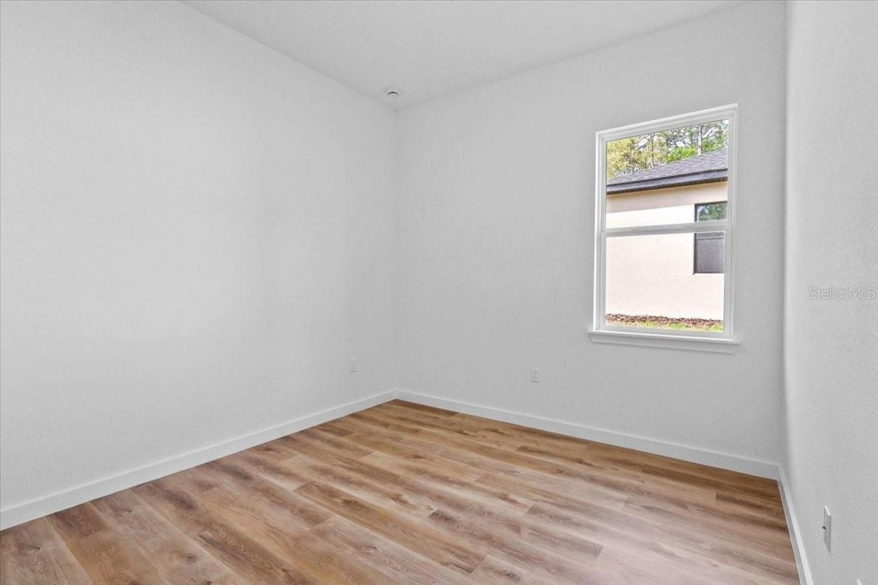 8677 N Circular Way , Citrus Springs, FL 34434 Photo