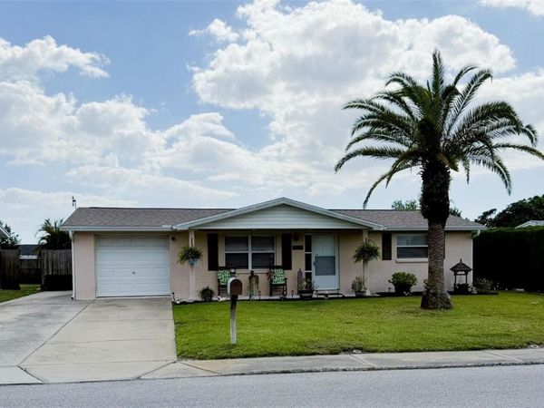 9721 LAKE CHRISE LANE , PORT RICHEY, FL 34668