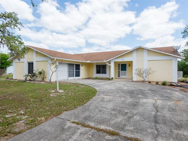 7550 GATES CIRCLE , SPRING HILL, FL 34606