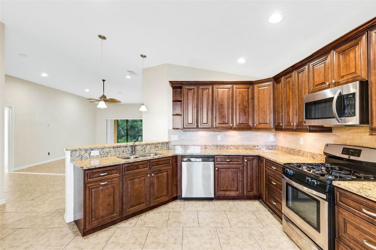 222 San Casciano Lane, Bradenton, FL 34208 Photo
