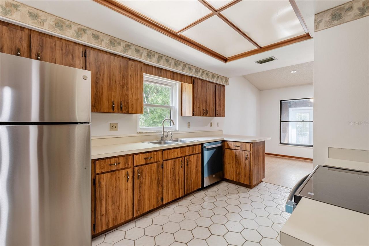 2681 Washington Avenue, Unit 18, Eustis, FL 32726 Photo