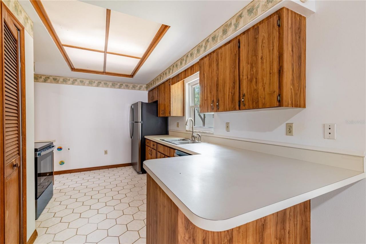 2681 Washington Avenue, Unit 18, Eustis, FL 32726 Photo