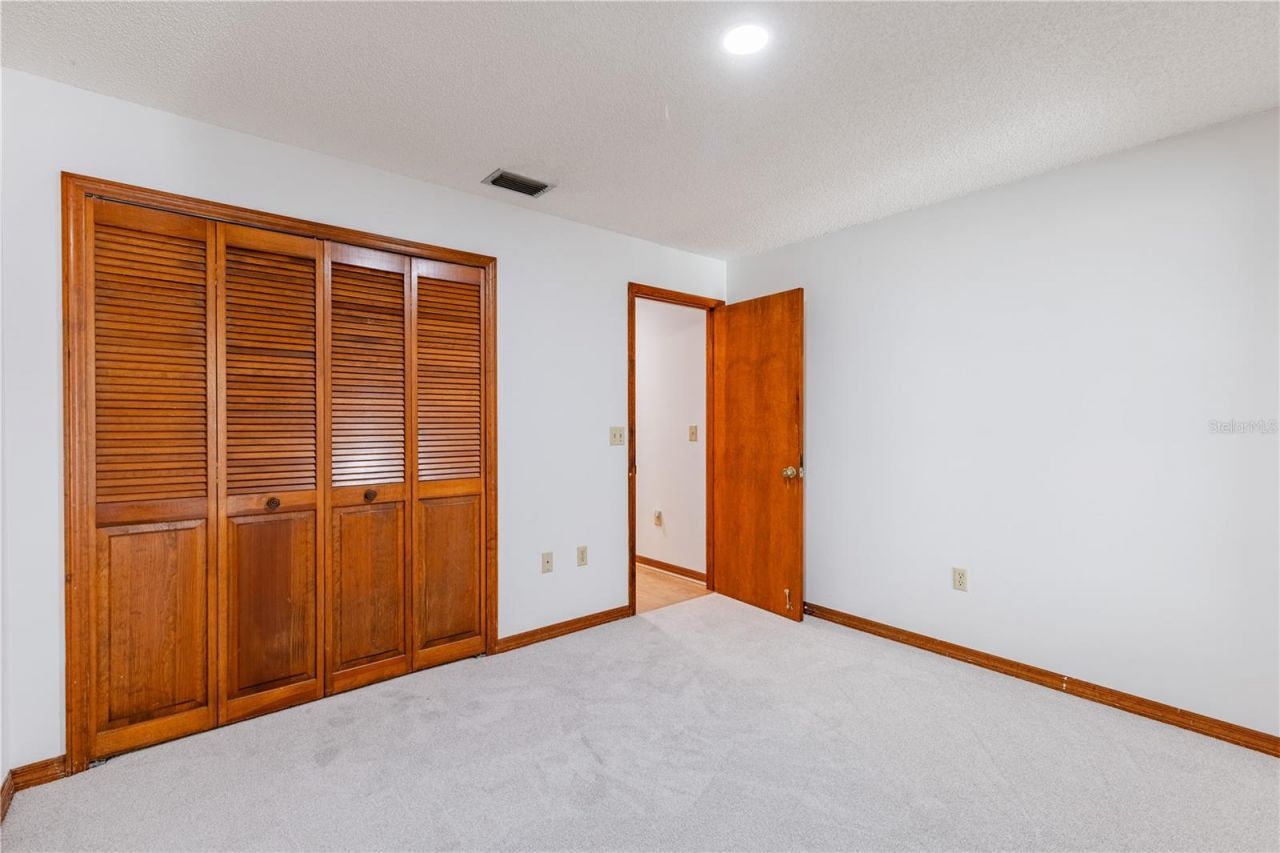 2681 Washington Avenue, Unit 18, Eustis, FL 32726 Photo