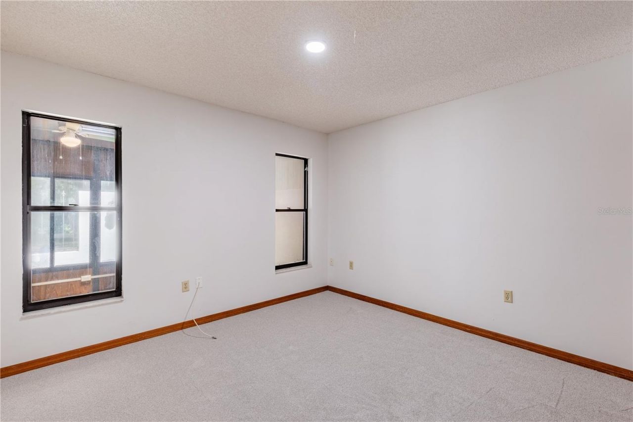 2681 Washington Avenue, Unit 18, Eustis, FL 32726 Photo